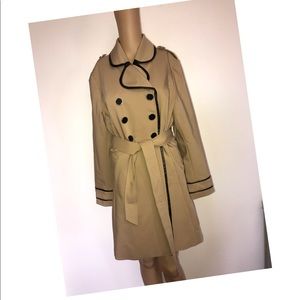 ELLE Tan trench coat